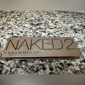 Urban Decay Naked 2 Palette in Taupe
